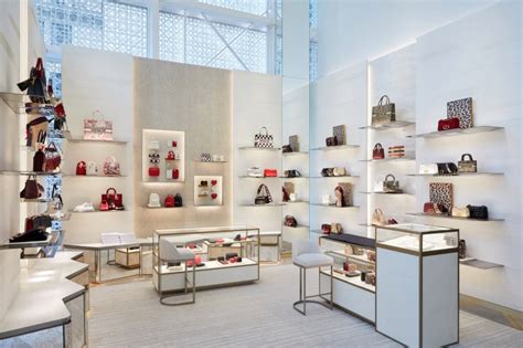 temporary dior